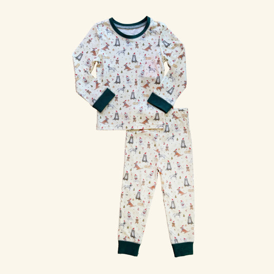 organic cotton kids lounge set for ages 2 to 10 inspired by holiday dogs