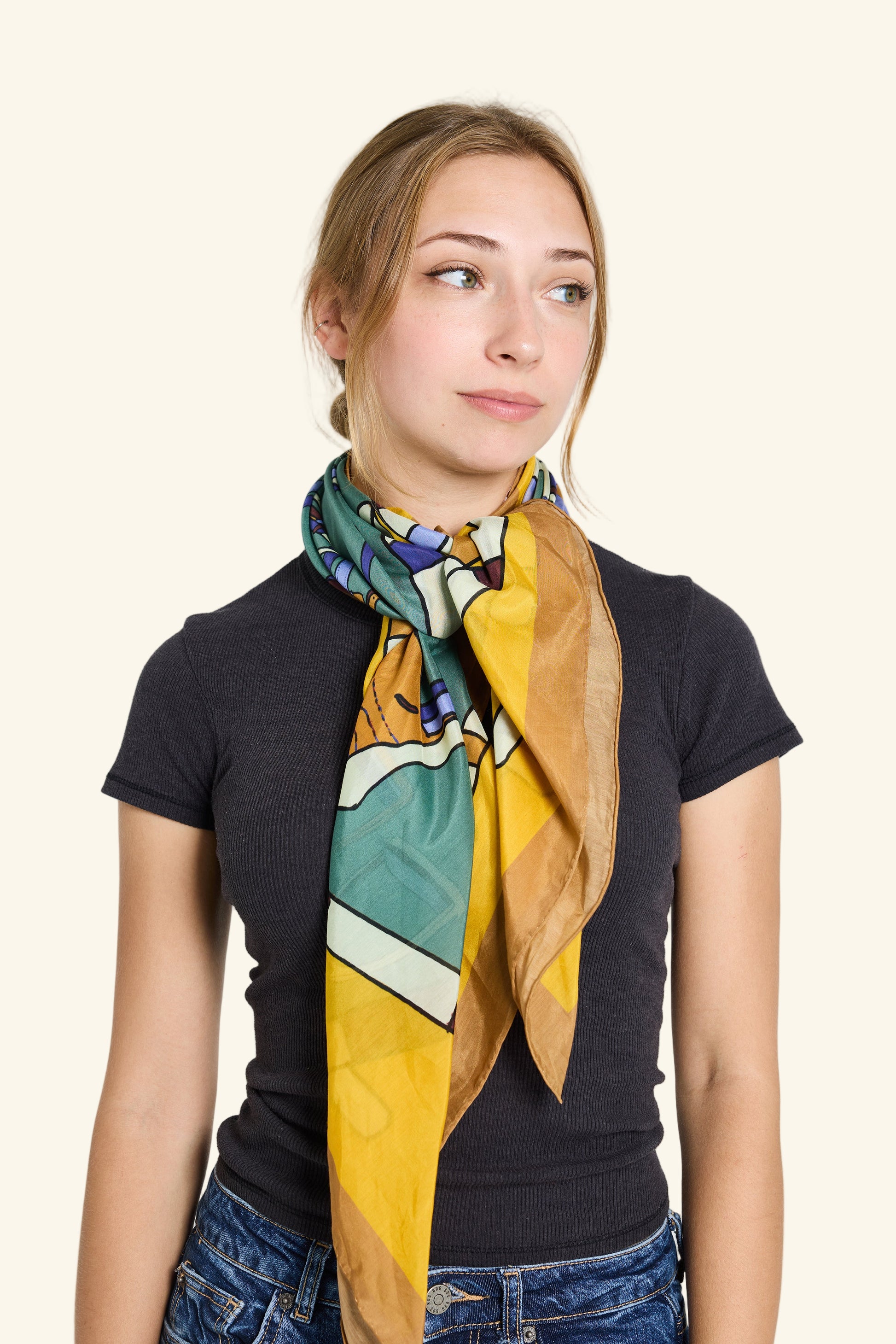 Two-sided cotton pouch in Show Pony print. A whimsical, practical accessory for horse girls and equestrian travel.